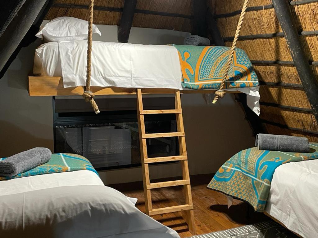 Gwahumbe Game & Spa Mid Illovo エクステリア 写真